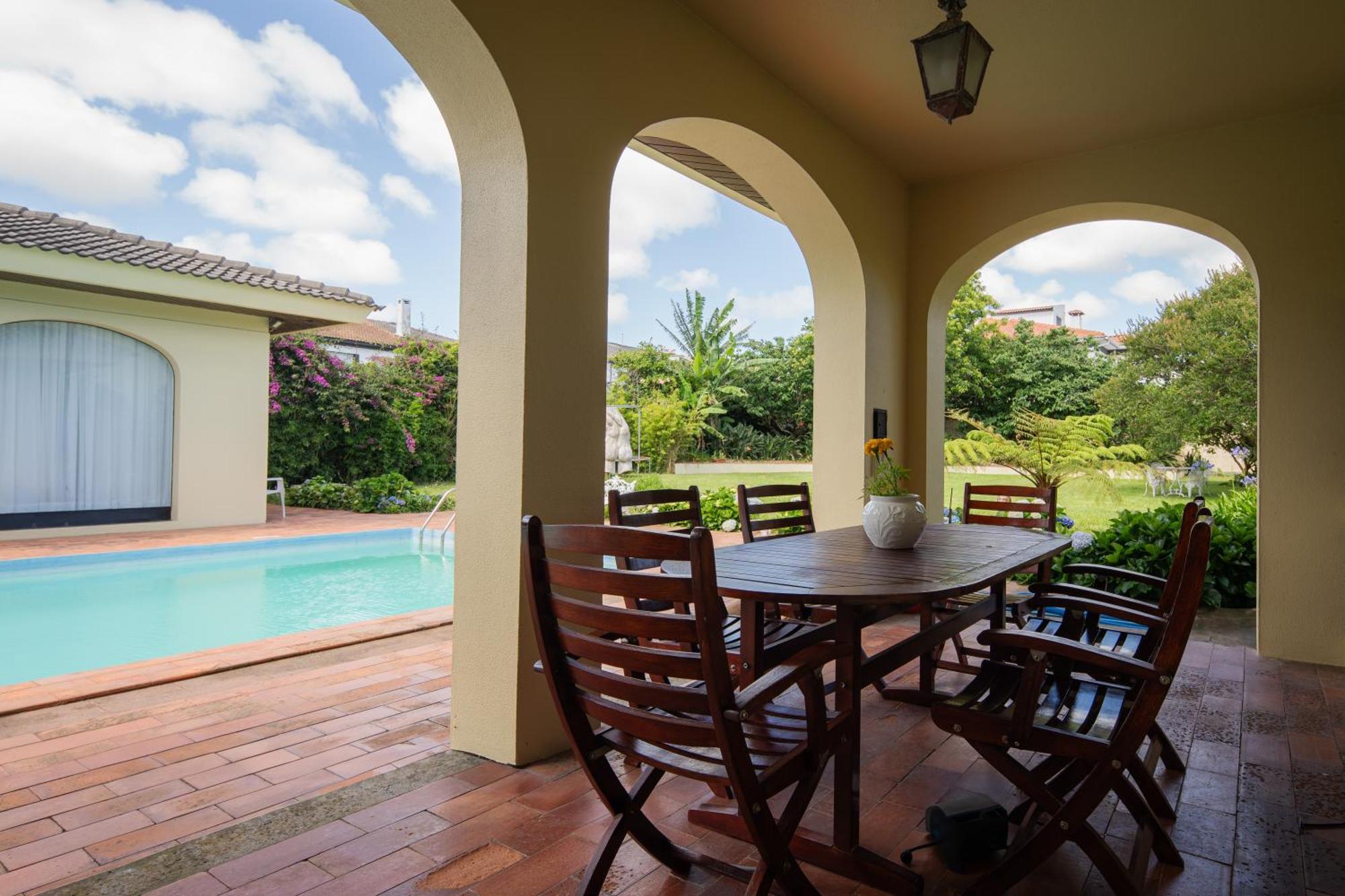 Casa Dos Arcos - Studios & Pool Понта-Делгада Экстерьер фото